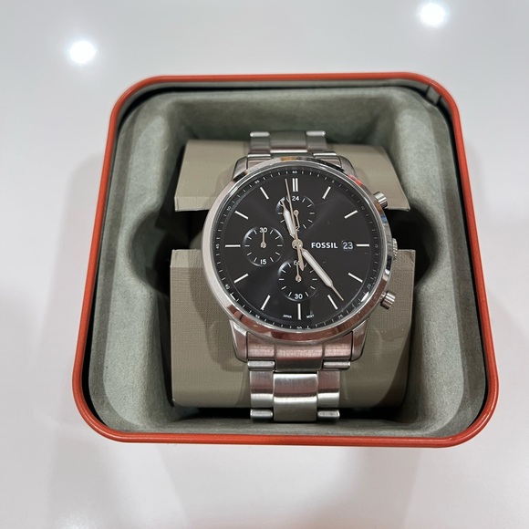 Minimalist Chronograph Stainless Steel Watch - Picture 1 of 6